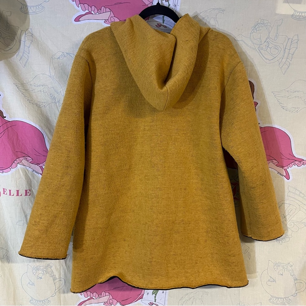 Bella Amore Coat - Picture 3 of 10